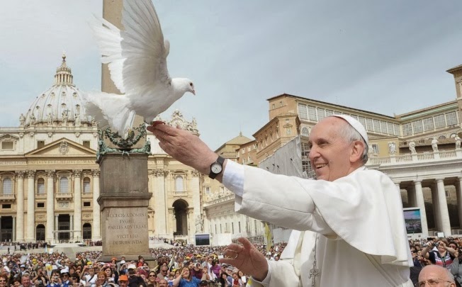 PopewithDove