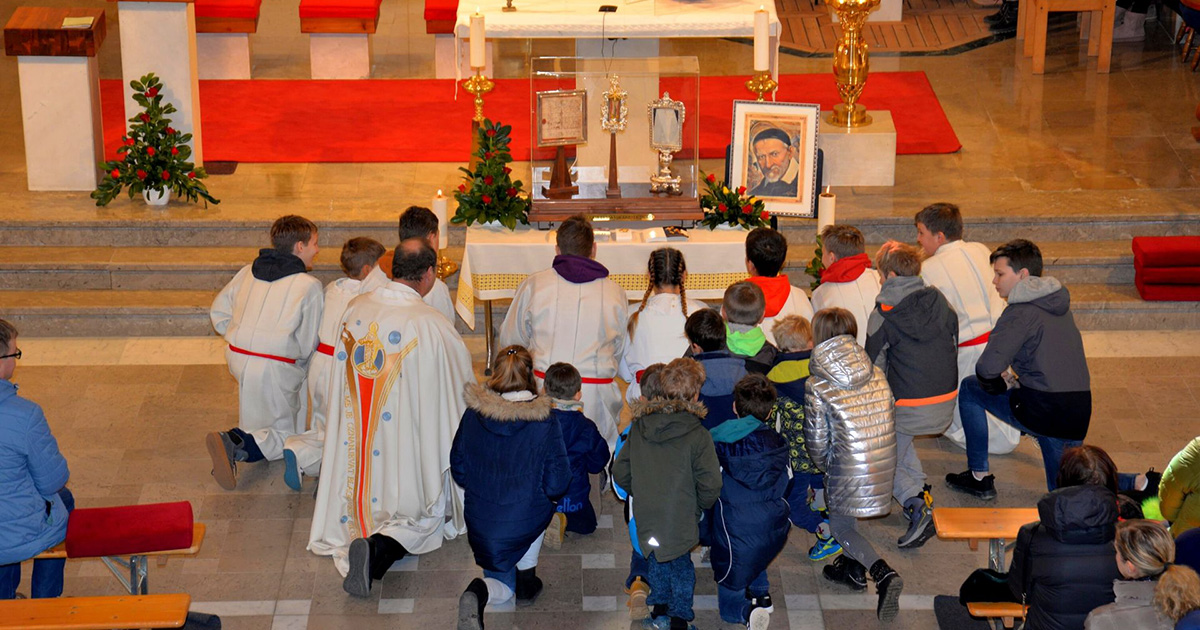 Le pèlerinage des reliques de Saint Vincent en Slovénie, Macédoine du Nord, Serbie et Croatie