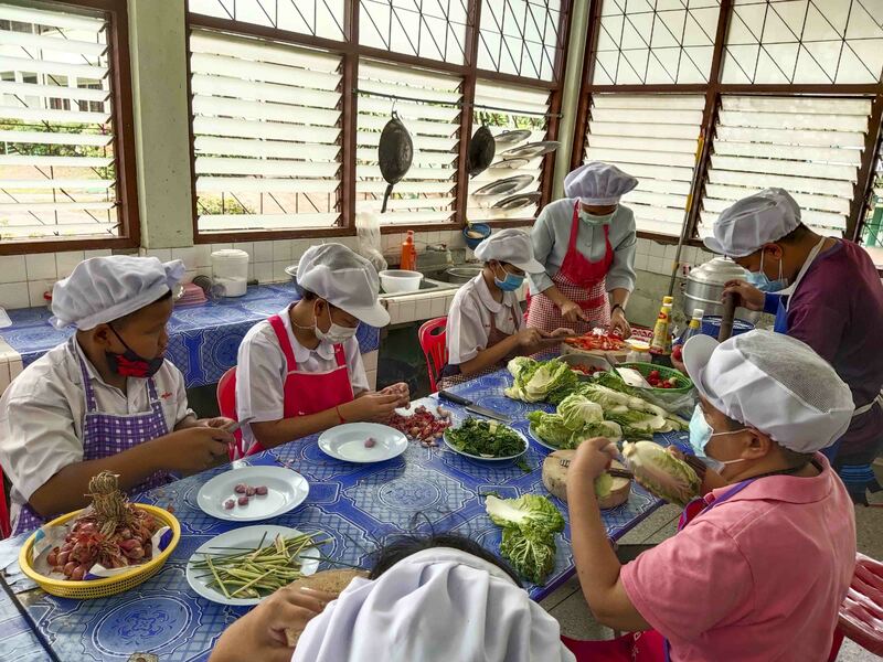 Cuisine joyeuse en Thaïlande