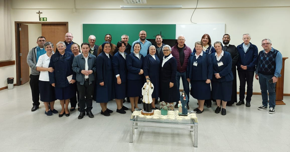 Visite du Supérieur Général Père Tomáz Mavrič au Brésil – Rencontre avec les branches de la FAMVIN